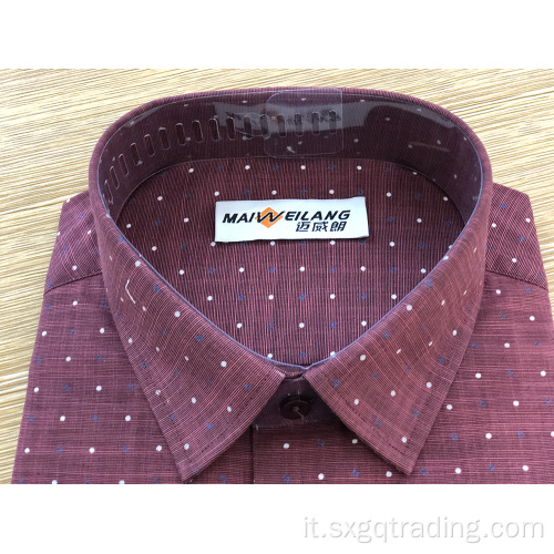 Camicia da uomo a maniche lunghe con collo alto e stampa TC